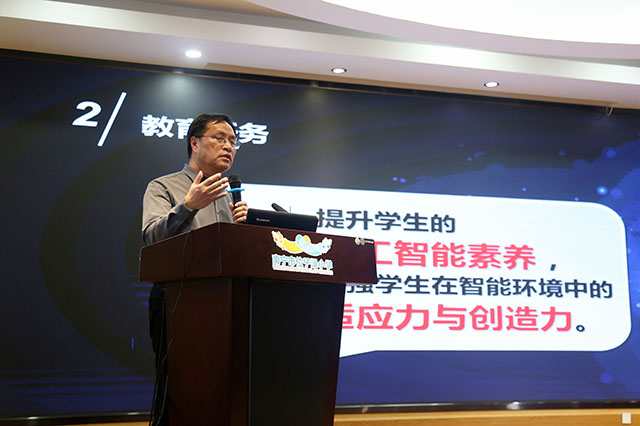 （图六）青军校长a.jpg