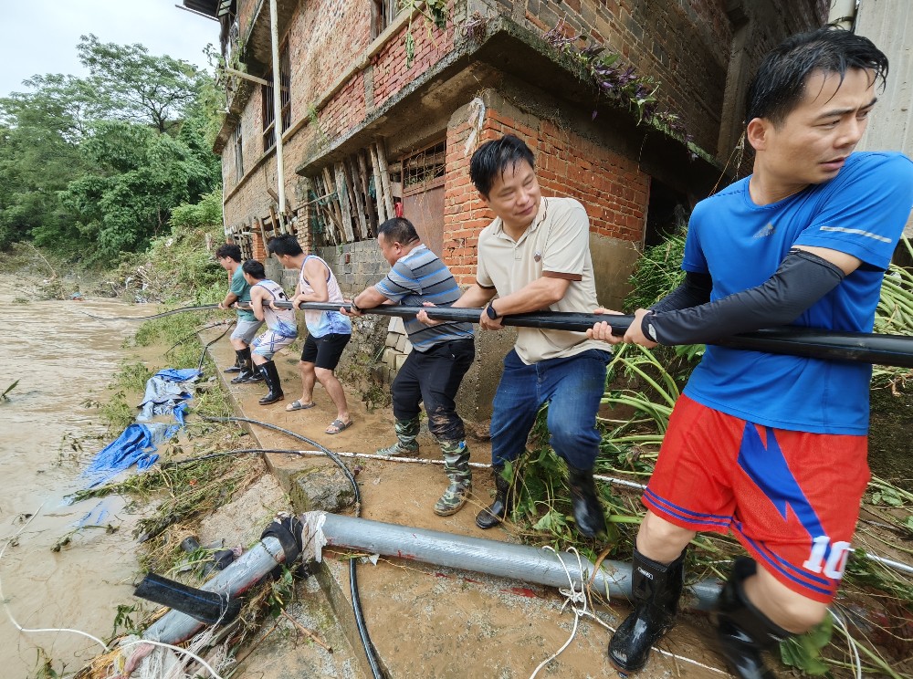 4.抢修水源3.jpg
