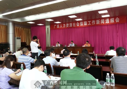 广西半年新增就业29万人 高校毕业生签约率超74%
