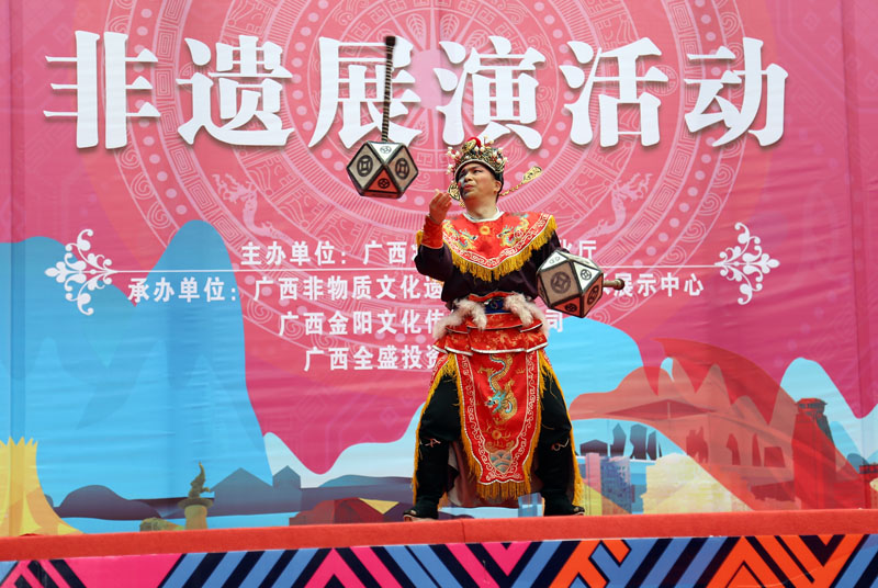 世居民族人口文化_出版日期:2012-02 丛书名:贵州世居民族人口文化丛书 贵州