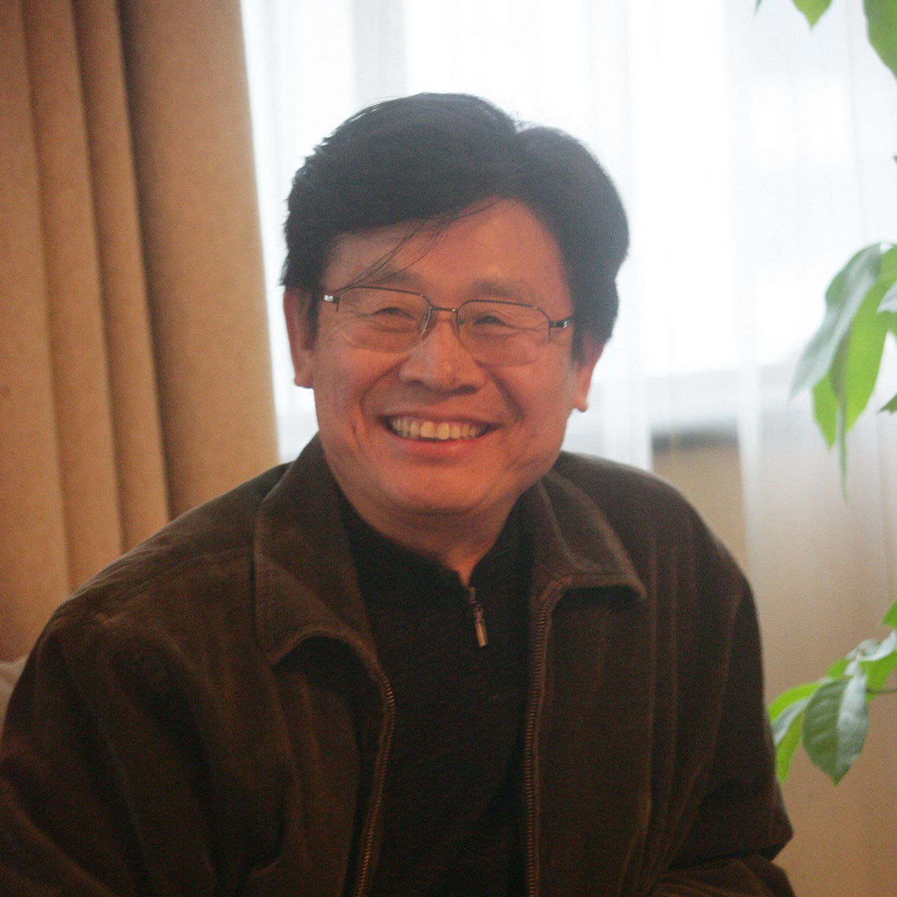 "我想不管怎样,我肯定能考上一所."为此,已经31岁的肖复兴,开始突击