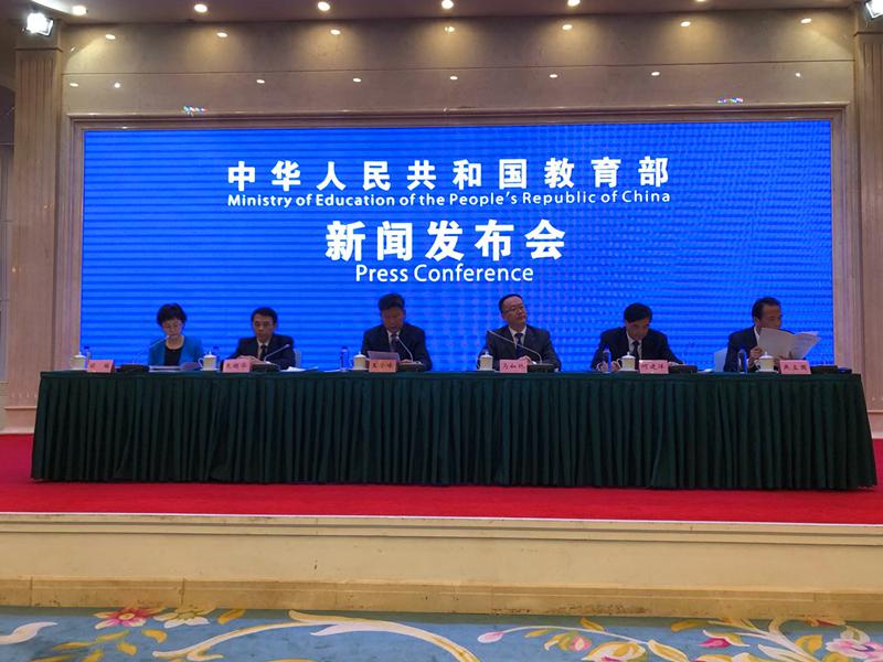 教育部:38万所中小学及幼儿园方式"明厨亮灶"率超八成减脂练塑形食堂的肌肉图片